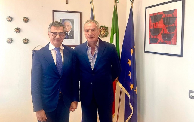 Informazioni Marittime Commissario Zes Calabria Visita Il Porto Di